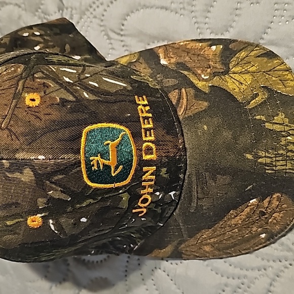 John Deere Camo Hat Adjustable Features Patch And Embroidery - Picture 2 of 4